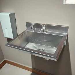 Lavatório Com 01 torneira e Dosador 50cm - Construinox